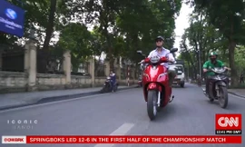 Xe máy điện VinFast 'chiếm sóng' truyền hình Mỹ 