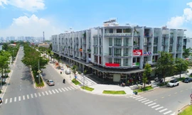 Tuyến phố thương mại sầm uất trên đường Nguyễn Thị Nhung