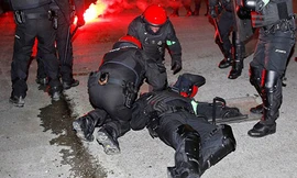 CĐV hỗn chiến kinh hoàng ở trận Spartak Moscow - Bilbao