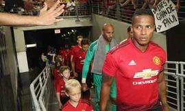 Valencia sẽ là thủ quân mới của MU