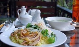 8 quán cơm gà ngon ở Hà Nội