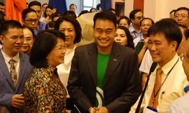 Mong doanh nghiệp, cộng đồng cùng đồng hành, chung tay xây cầu đến lớp