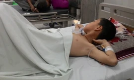 Trẻ hiện qua cơn nguy kịch. 