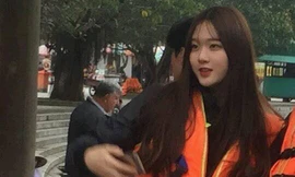 Cô gái Hàn Quốc xinh xắn gây 'sốt' ở bến đò Tam Cốc
