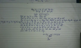 Bản kiểm điểm của giáo viên chủ nhiệm Nguyễn Thị Minh Hương (ảnh do gia đình cung cấp)