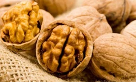 Mẹo tận dụng muối ăn thông minh trong nhà bếp