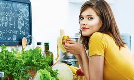 80% các nguyên nhân gây ung thư có thể phòng tránh được bằng cách thay đổi lối sống. Ảnh: WH.