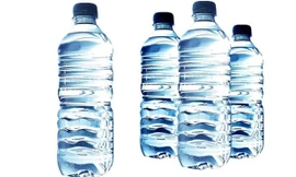 Không dùng lại chai để đựng nước