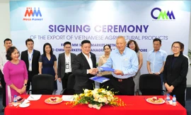 Lễ ký kết hợp tác xuất khẩu hàng nông sản Việt từ MMVN sang CMM Singapore