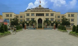 Sét đánh trúng ký túc xá Học viện Ngân hàng