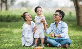 Khánh Thi: 'Phan Hiển là người đàn ông của gia đình'