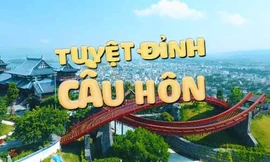 MC VTV gây sốt với màn tỏ tình đẹp như mơ tại vịnh Hạ Long