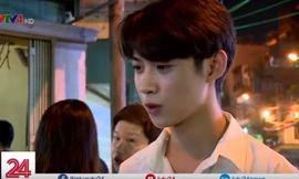 Vẻ ngoài của Phạm Anh Tuấn (18 tuổi) được nhiều người khen ngợi khi xuất hiện trên sóng truyền hình. Ảnh cắt từ clip.