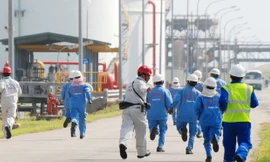 Giả định cứu hỏa nhà máy lọc dầu Dung Quất do sét đánh