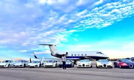 Ngôi sao quyền anh khoe bộ sưu tập siêu xe 6 triệu USD