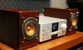 Dân chơi âm thanh bày cách chống ẩm mùa nồm