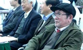 Nhà văn Lê Lựu trong buổi ra mắt quỹ văn học mang tên mình. Ảnh: Mi Ly