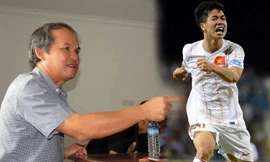 Bầu Đức chú ý từng bước đi của Công Phượng.