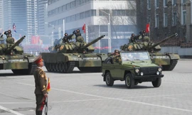 Triều Tiên phô diễn sức mạnh quân sự tại lễ duyệt binh hôm 15/4 tại Thủ đô Bình Nhưỡng. Ảnh: Getty Images