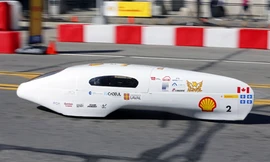 Mô hình xe siêu tiết kiệm nhiên liệu giúp sinh viên Đại học Laval giành giải nhất. Ảnh: Business Insider