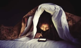 Dưới đây là những thói quen ban đêm đang phá hoại vẻ đẹp: