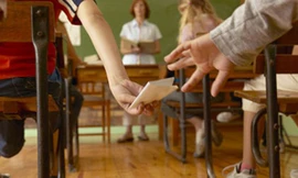 Giật mình với bức thư tình của bé