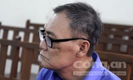 Huỳnh Văn Tăng tại phiên tòa