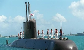 Một tàu ngầm Type 209 của Hàn Quốc thăm Trân Châu Cảng. Ảnh: USNI.