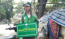 Số tiền 5 triệu có thể không lớn với người khác, nhưng với anh Hiếu, đó là một sự hỗ trợ hết sức ý nghĩa cho cuộc sống chật vật của mình