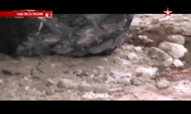 Thiết giáp Nga cứu mạng tài xế trước khối thuốc nổ 2 kg