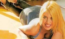 Maradona lộ chuyện tình một đêm với mỹ nhân bốc lửa