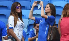 Phát sốt với vẻ bốc lửa của vợ và bạn gái cầu thủ