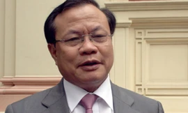 Bí thư Hà Nội yêu cầu các đơn vị làm rõ thông tin “bôi trơn” làm sổ đỏ