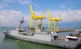 Khí tài hiện đại trên tàu chiến Hàn Quốc đến Đà Nẵng