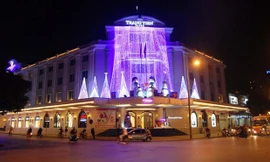 Tràng Tiền Plaza bất ngờ “lột xác” với loạt hàng giá bèo