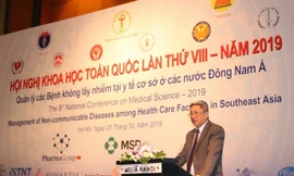 Thứ trưởng Bộ Y tế Nguyễn Trường Sơn