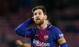 Messi có thể phá sâu kỷ lục chuyển nhượng nếu rời Barca. Ảnh: Reuters