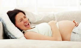 Sự thật chuyện sinh nở khiến mẹ 'giật mình'