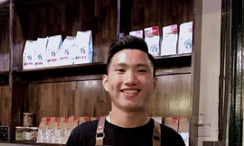 Ảnh chế tuyển thủ Việt Nam có nọng cằm, phát tướng sau kỳ nghỉ Tết