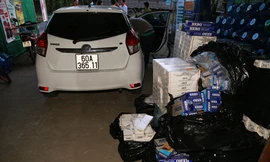 Chiếc xe cùng tang vật 