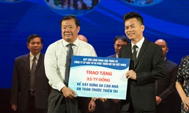 Ecopark ủng hộ 3,5 tỷ đồng xây dựng 60 nhà an toàn trước thiên tai 