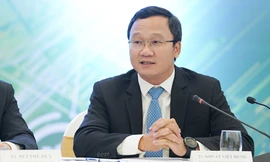 TS. Khuất Việt Hùng