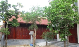 Ngôi nhà độc đáo làm từ 700 m3 gỗ đinh hương