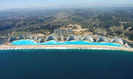 Bể bơi nhân tạo lớn nhất thế giới tại khu nghỉ dưỡng San Alfonso del Mar (Chile)