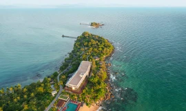 Nam Nghi Resort - một trong những khu nghỉ dưỡng nổi tiếng ở đảo ngọc - Ảnh: Sưu tầm