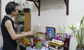 Chị Phương vẫn chưa thể tin người chồng thân yêu của mình đã không còn.