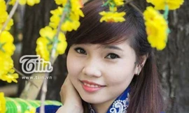 Chân dung 9x Sài Gòn gây ấn tượng với bản Despacito bằng đàn tranh.