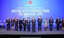  Lãnh đạo Bộ và các đại sứ quán