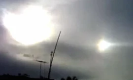 Hình ảnh 2 mặt trời xuất hiện cùng lúc.