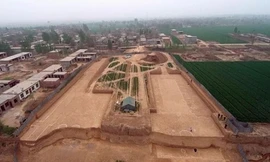 Toàn cảnh khu vực Cao Lăng đang được tiến hành khai quật